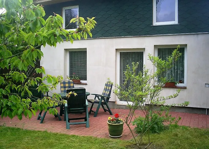 Mit Eigener Terrasse In Russow レリク